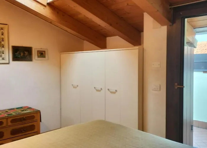 Casa Maffi con terrazzo e box auto in centro città Appartement
