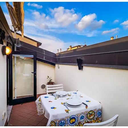 Casa Maffi Con Terrazzo In Centro Citta Apartamento *