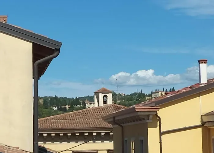 Casa Maffi Con Terrazzo E Box Auto In Centro Citta Διαμέρισμα *