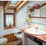 Casa Maffi Con Terrazzo E Box Auto In Centro Citta * Βερόνα